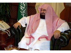 Kabe imamı es-Sudeysi babasını kaybetti