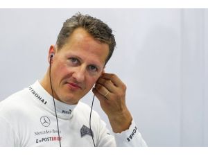 Schumacher hala komada