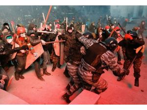 Kiev’de çatışma çıktı