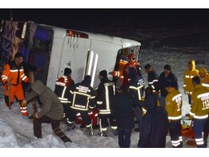 Kayseri'de otobüs şarampole devrildi: 17 ölü, 24 yaralı