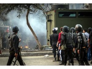 Mısır'da 'ekmek, özgürlük, sosyal adalet'çağrılarına ihanet ediliyor