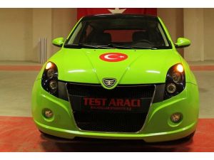 Başbakan tavsiyesiyle "elektrikli otomobil" ürettiler