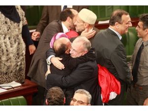 Tunus Arap coğrafyasında örnek ülke oldu