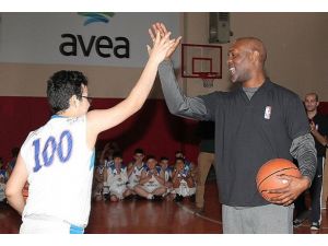 Ömer Aşık süper star olabilir