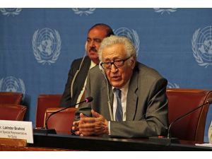 Humus'a yardım konvoyuna izin verilmeli