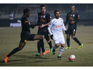 Galatasaray moral arıyor