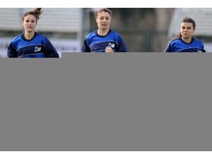 Kadın hakemlerinin idolü Cüneyt Çakır