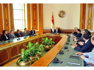 Mısır'da cumhurbaşkanlığı adaylığı yarışı başladı