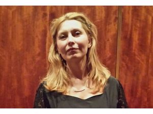 Carnegie Hall'da ilk Türk kadın orkestra şefi