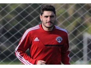 Trabzonspor'dan Özer Hurmacı ile sözleşme