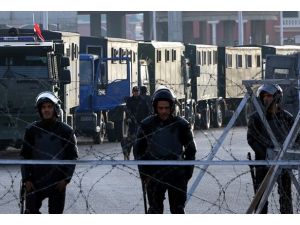 Mursi'nin duruşması 4 Şubat'a ertelendi