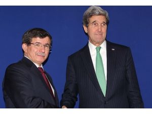 Davutoğlu, Kerry ve Ashton ile görüştü