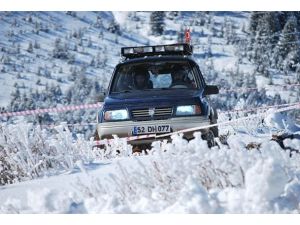 İki bin rakımlı yaylada off-road yarışı