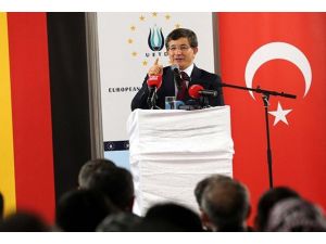 Suriye'deki durum insanlık trajedisidir