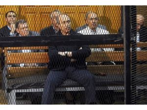 Mısır eski İçişleri Bakanı'na verilen cezaya onama