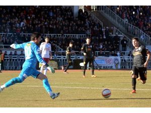 Cim bom Tokatsporu evinde devirdi