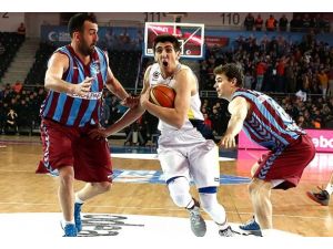 Fenerbahçe Ülker yarı finalde