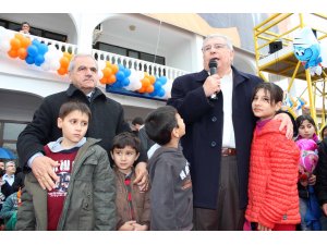 Prof. Dr. Mansur Harmandar Çocuk Şenliğinde