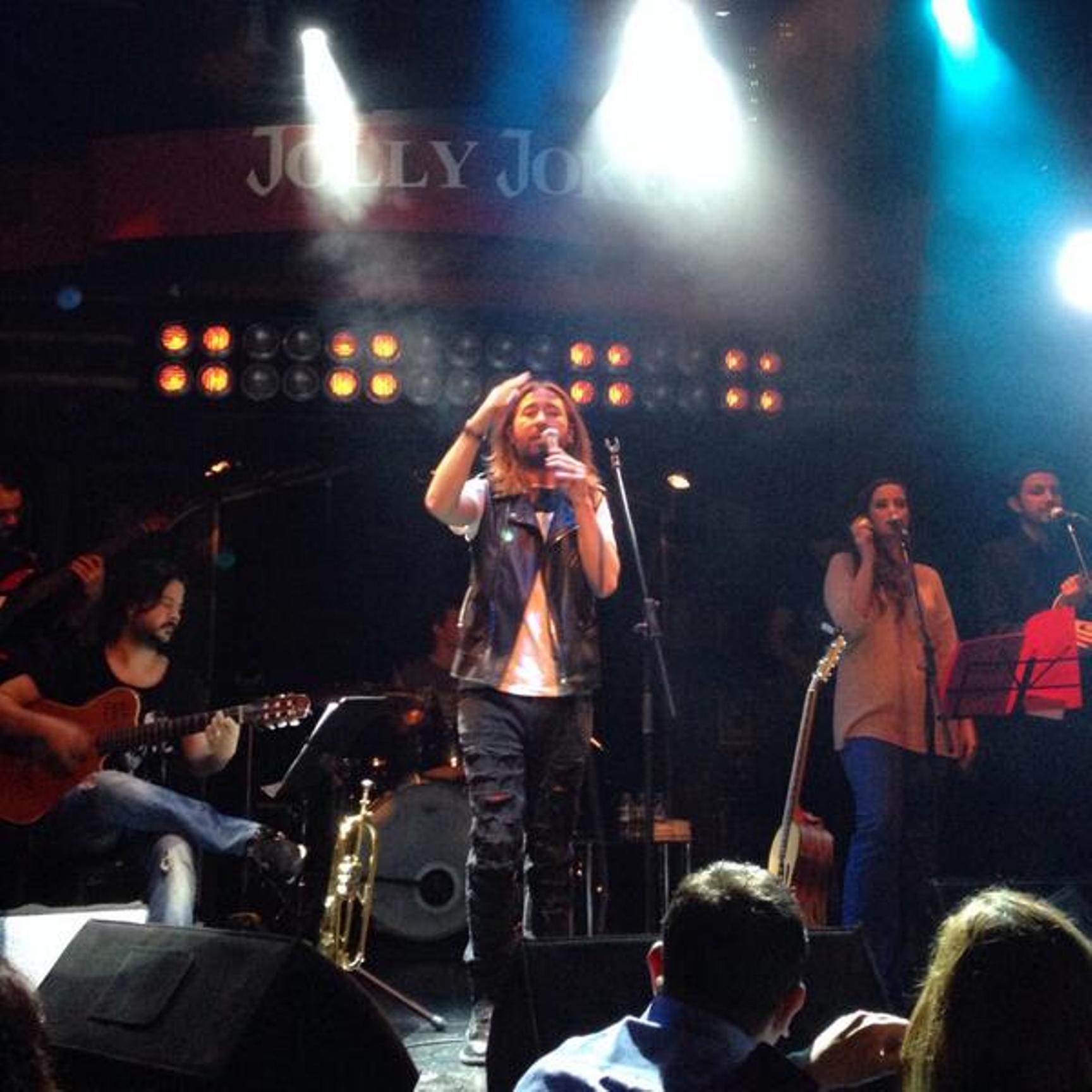 Eflatun Albümünün Yeni Şarkılarıyla Jolly Joker Sahnesinde Sahne Aldı