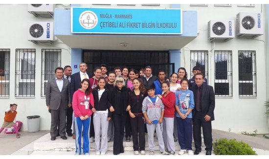 Aldoğan, sınav öncesi öğrencilere moral aşıladı