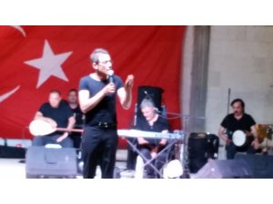 Yıldızdoğan Datça'da Konser Verdi