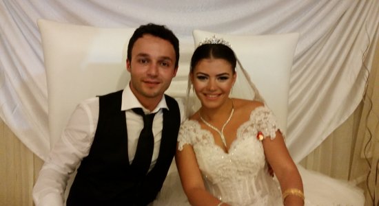 Öner Ailesinin mutlu günü