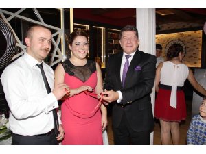 GAMZE İLHAN & FEYYAZ AKSU EVLİLER KERVANI YOLCULUĞUNA BAŞLADILAR