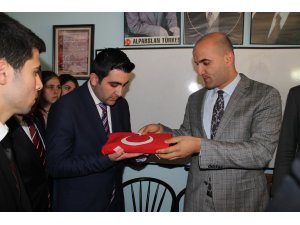 MUĞLA ÜLKÜ OCAKLARIN’DA BAYRAK DEĞİŞİMİ