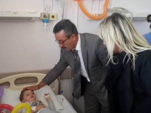 Hasta çocukları unutmadılar