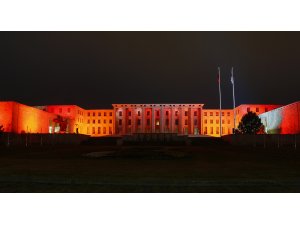 KADINLARA VE KIZ ÇOCUKLARINA YÖNELİK ŞİDDETE SON VERİLMESİ KAMPANYASINA DESTEK…