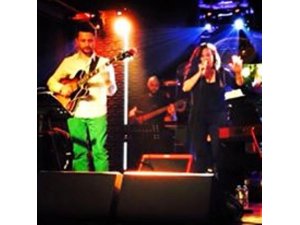 Çiğdem Erken’li Hayal Kahvesi Sahnesi