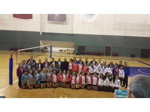 “Engelleri AT'la geç"