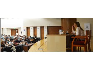 Girginç, üniversitelileri bilgilendirdi