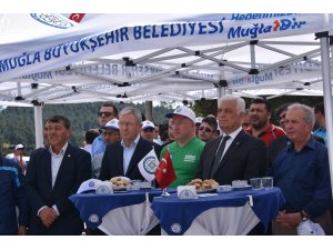 Büyükşehir’den Gazeller’e Spor Tesisi