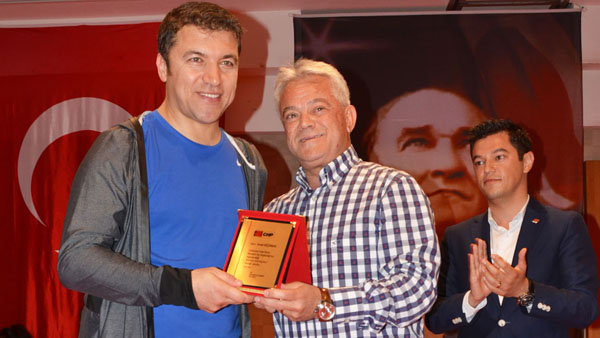 Medya gücünü halktan almalı