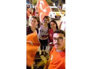 Muğla'da demokrasi nöbetine gençlerden ilgi