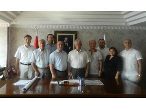 KENT KONSEYİ'NİN YENİ YÖNETİMİ BELEDİYEYİ ZİYARET ETTİ