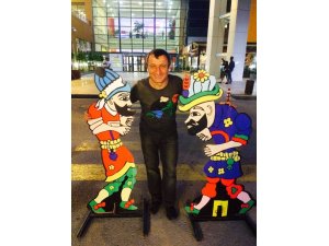 Kaza geçiren ünlü oyuncunun eşinden açıklama