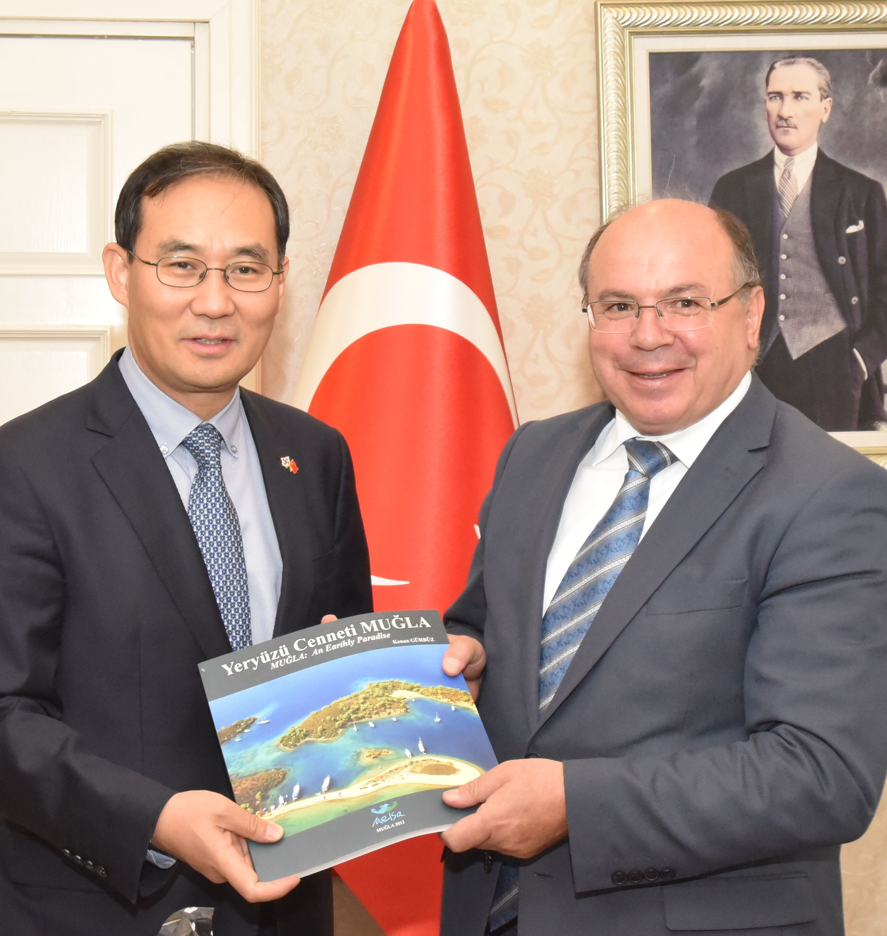 Kore Büyükelçisi Cho Yun-soo Vali Çiçek’i ziyaret etti