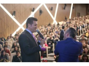 GENÇLİK OTOBÜSÜ NEDİR