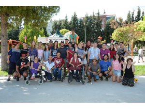 Adım At Projesi Devam Ediyor