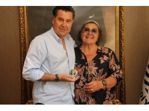 İsmet Sezgin’in kızı Ayşe Sezgin’den Başkan Kocadon’a ziyaret