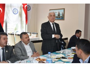 Başkan Gürün Kavaklıdere Muhtarları İle Bir Araya Geldi