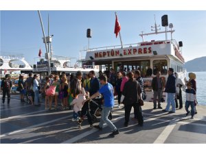 Denizde turizm sezonu açıldı