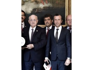 Dr. Hasan Özgür ÖZEN, Milletvekili Aday Adaylığı için TBMM’de ki görevinden istifa etti