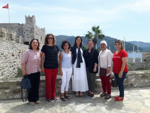 Ak Kadınlar'dan müze ziyareti