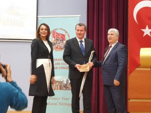 GÖNÜLLÜ KÜLTÜR ELÇİSİ; 'DR. ZEKERİYA BİNGÖL'