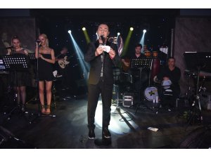 Demet Akalın’a ayıp ettim!