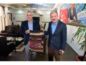 Başkan Saatcı, Dalaman’da ilgiyle karşılandı
