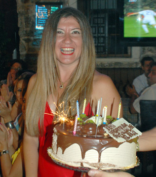 O artık İngiliz firmasında müdür